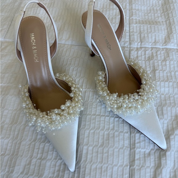 Mach & Mach Floating Pearl Heels - Picture 2 of 8